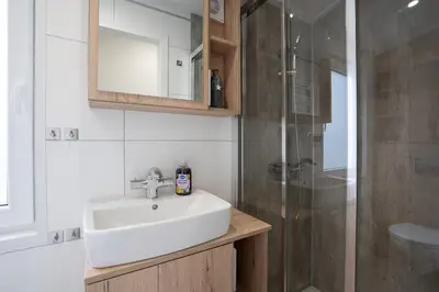 Ein Badezimmer in der Unterkunft Ostseecamp Ferienhaus 