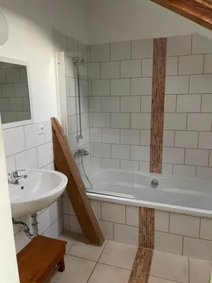 Ein Badezimmer in der Unterkunft Kaiserhof Goldenbek