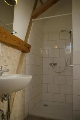 Ein Badezimmer in der Unterkunft Kaiserhof Goldenbek