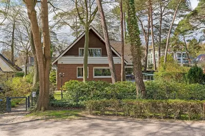 Ein Garten an der Unterkunft Haus Eva Mar am Meer Appartement 5