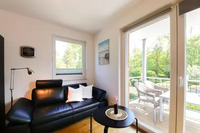Ein Sitzbereich in der Unterkunft Ferienwohnung Strandgefühl - Timmendorfer Strand