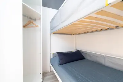Ein Bett oder Betten in einem Zimmer der Unterkunft Panoramic App A08-1