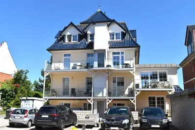 Das Gebäude in dem sich die Ferienwohnung befindet