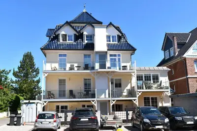 Das Gebäude in dem sich die Ferienwohnung befindet