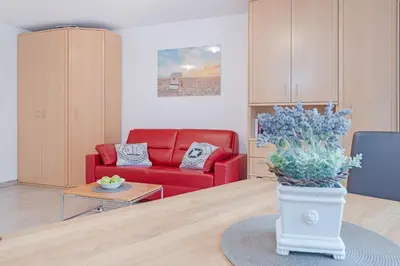 Ein Sitzbereich in der Unterkunft Appartement Strandluft