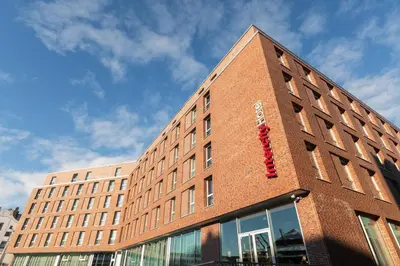 Das Gebäude in dem sich das Hotel befindet