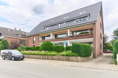 Das Gebäude in dem sich die Ferienwohnung befindet