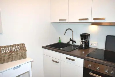 Küche/Küchenzeile in der Unterkunft Bett u Butze Timmendorfer Strand Ferienwohnung