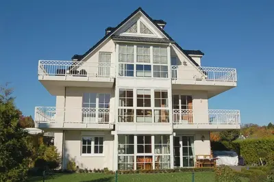 Das Gebäude in dem sich die Ferienwohnung befindet