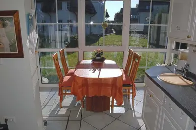 Küche/Küchenzeile in der Unterkunft Haus am Kurpark Ferienwohnung Nr 03