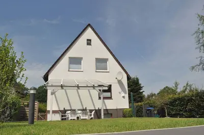 Das Gebäude in dem sich die Ferienwohnung befindet