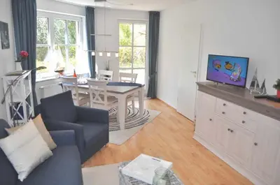 TV/Unterhaltungsangebot in der Unterkunft Ostseeallee 11 Ferienwohnung Rauschen