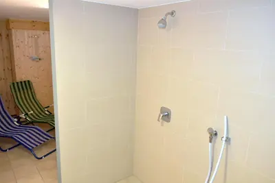 Ein Badezimmer in der Unterkunft Villa Somersby Ferienwohnung Nr 02