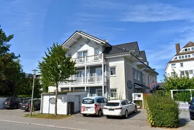 Das Gebäude in dem sich die Ferienwohnung befindet