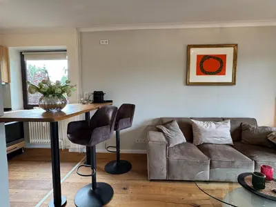 Ein Sitzbereich in der Unterkunft Lakefront Studio - Teil der HolidayEscapes Kollektion