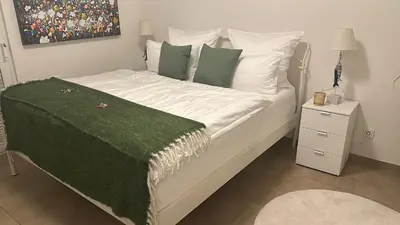 Ein Bett oder Betten in einem Zimmer der Unterkunft ٤Sweet Spot٤Geräumig-King Bed-Disney+-Parken