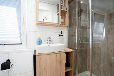 Ein Badezimmer in der Unterkunft Ostseecamp Ferienhaus 