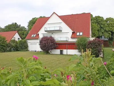 Ein Garten an der Unterkunft Brise Ferienwohnung
