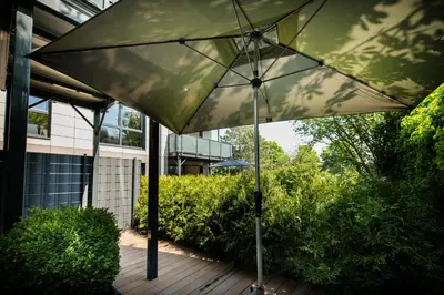 Ein Garten an der Unterkunft Heaven House Stern