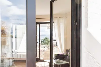 Ein Balkon oder eine Terrasse in der Unterkunft Ferienwohnung Kaiserallee Travemünde