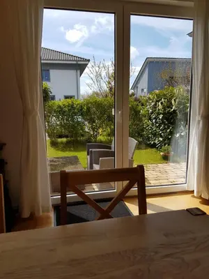 Ein Sitzbereich in der Unterkunft Küstenkoje Niendorf