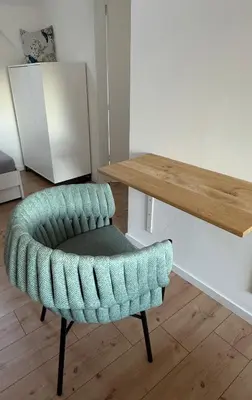 Ein Sitzbereich in der Unterkunft Große Ferienwohnung in Ostseenähe
