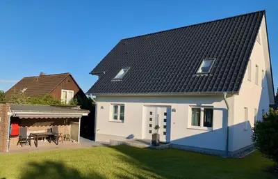 Das Gebäude in dem sich die Ferienwohnung befindet