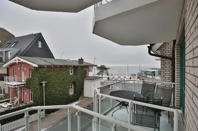 Ein Balkon oder eine Terrasse in der Unterkunft Maison Baltique Niendorf Appartement 15