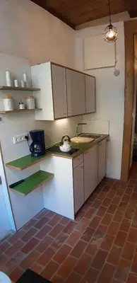 Küche/Küchenzeile in der Unterkunft Ferienwohnung Kontor im Traufenhaus