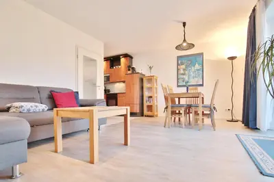 Ein Sitzbereich in der Unterkunft Haus Ostseeallee 10 Ostseeallee Appartement 65