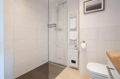 Ein Badezimmer in der Unterkunft Wald 020 - 