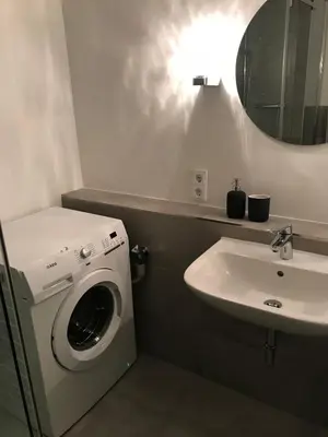 Ein Badezimmer in der Unterkunft Riv 45 - Riviera - mit Außenschwimmbad