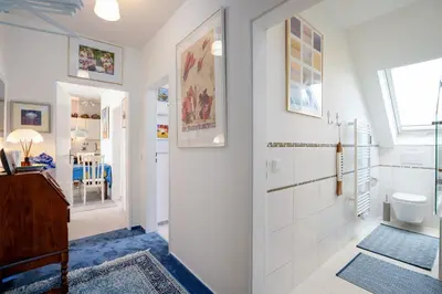 Ein Badezimmer in der Unterkunft Liebevoll eingerichtetes ca 60 qm großes 3-Zimmer-App