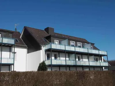 Das Gebäude in dem sich die Ferienwohnung befindet