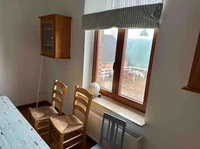 Ein Sitzbereich in der Unterkunft Kuschelige Ferienwohnung auf Reiterhof
