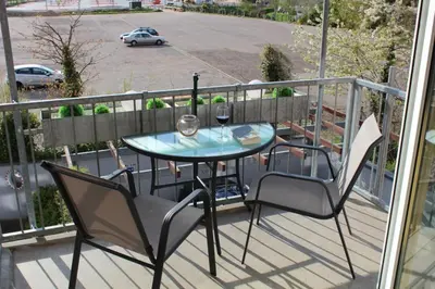 Ein Balkon oder eine Terrasse in der Unterkunft Haus Stranddüne MeerZeit Haffkrug