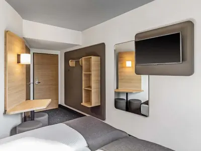 TV/Unterhaltungsangebot in der Unterkunft B&B Hotel Lübeck-Hbf