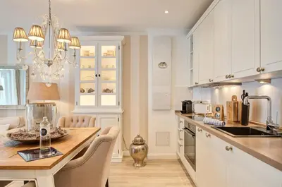 Küche/Küchenzeile in der Unterkunft Domizil am Möwenberg 16 Baltic Suite Scharbeutz Apt 5