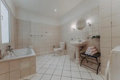 Ein Badezimmer in der Unterkunft Apartments im Herzen Lübecks