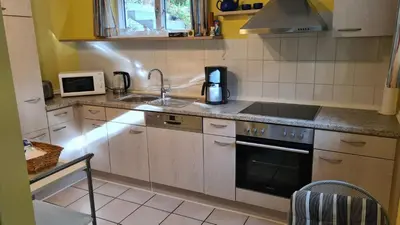 Küche/Küchenzeile in der Unterkunft PEMATRA FeWo Mollenhauer