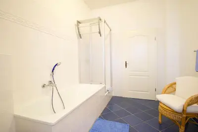 Ein Badezimmer in der Unterkunft Villa Wilhelma Strandallee 146 Villa Wilhelma Apartment 18