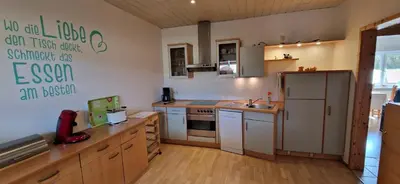 Küche/Küchenzeile in der Unterkunft Familienfreundlicher Ferienbungalow Sunnyside