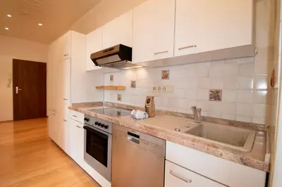Küche/Küchenzeile in der Unterkunft Villa Wilhelma Strandallee 146 Villa Wilhelma Apartment 2