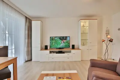 TV/Unterhaltungsangebot in der Unterkunft Kurparkresidenz Timmendorfer Strand Appartement 2