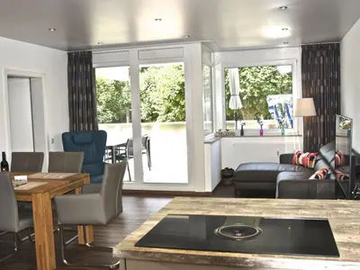Ein Sitzbereich in der Unterkunft At the pier I Comfortable Vacation Home