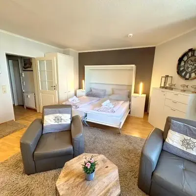 Ferienwohnung Strandburg - zentral und direkt am Strand