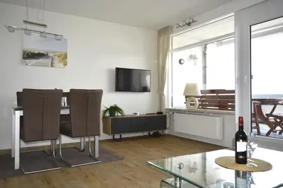 TV/Unterhaltungsangebot in der Unterkunft NA - Ostsee-Traum - Ferienwohnung mit Meerblick am Hansa Park, W-LAN & Parkplatz kostenlos