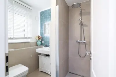 Ein Badezimmer in der Unterkunft Sunseeker House No 2