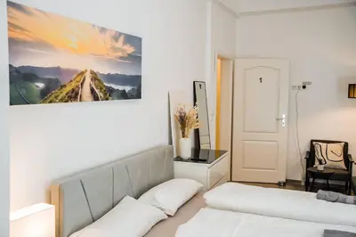 Ein Bett oder Betten in einem Zimmer der Unterkunft Central Cozy Home 2 Lübeck