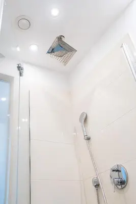 Ein Badezimmer in der Unterkunft Apartment mit Wasserblick